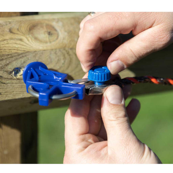 Gate way or polywire connection insulator