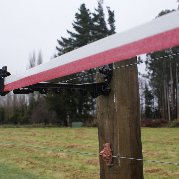 Styx Electric Fence Offset Outrigger - 400mm, Black UV-Stabilised Plastic