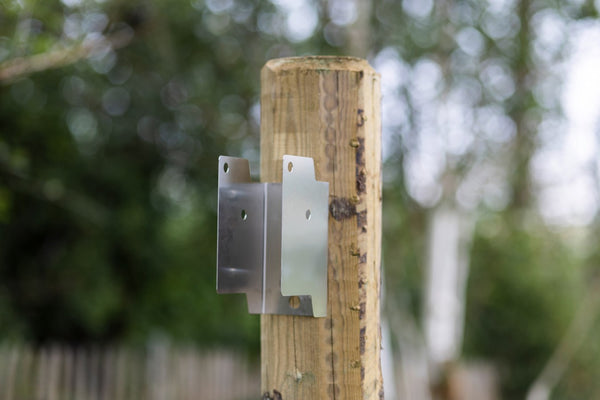 Wooden Post Mount for S2400, S3000 and S4000 solar energisers