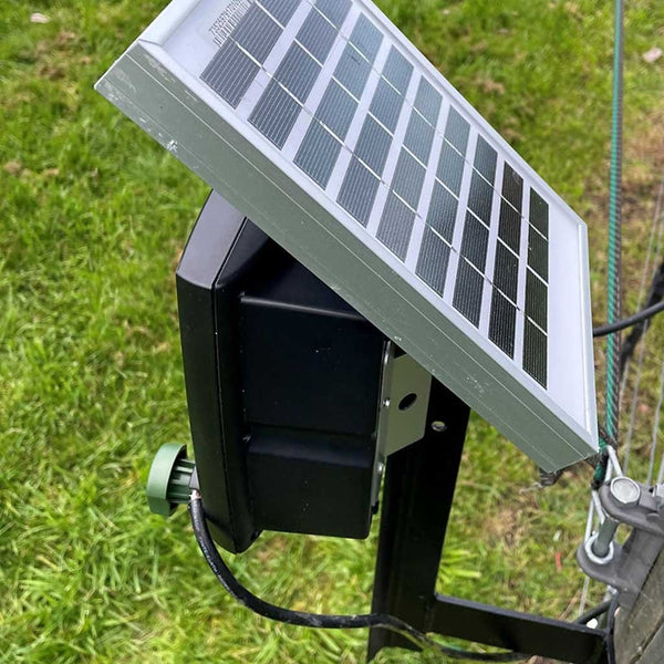 JVA SV2 Solar Energiser attached to solar panel